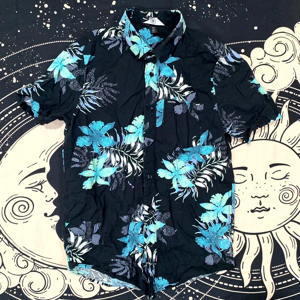 Volcom Button-Up Shirt Men's S Blue Tropical Floral Workwear Travel Short Sleeve